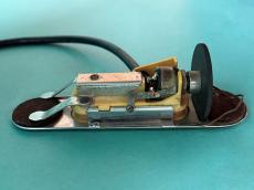 DeArmond Model 210_5