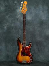 Fender 1965 Precision Bass Sunburst_2