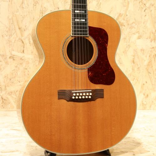 Guild F-412 2011