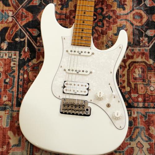 Ibanez Prestige AZ2204-PW (Pearl White) 【特価】【日本製】【2026年製】