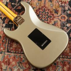 Fender Made in Japan Hybrid II 2026 Collection Stratocaster Satin  Metallic / Matte Champagne Mirage_8