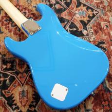 Squier Mini Stratocaster Maple Fingerboard White Pickguard / California Blue 【ミニギター】_8