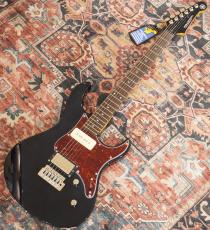 YAMAHA PACIFICA 611VFM TBL (Translucent Black) 【トレモロアーム搭載モデル】_2