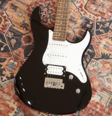 YAMAHA PACIFICA112V BL (Black) 【エントリーモデル】