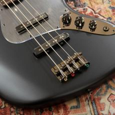 Fender Made in Japan Hybrid II 2026 Collection Jazz Bass Satin Metallic / Matte Phantom Black_3