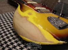 Fender 1966 Jaguar 3tone Sunburst_14