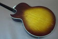Greco FA-700 / ES-175Type・Arched Maple and Spruce Top・Maple and Mahogany Side and Back・Mahogany Neck・The Groove Pickup X 2・Lacquer Finish【With Hard Case】1982年製_7