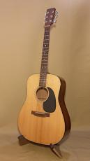Martin D-18