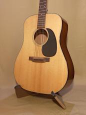 Martin D-18_2