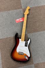 Fender Vintera III Late '50s Stratocaster, Maple Fingerboard, 3-Color Sunburst
