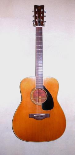 YAMAHA FG180