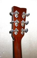 YAMAHA FG180_4