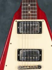 Gibson 1971 Flying V Medallion Refinish_6