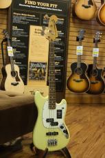 Fender Player II Mustang Bass PJ , Rosewood Fingerboard / Hialeah Yellow_8