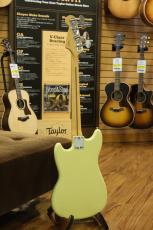 Fender Player II Mustang Bass PJ , Rosewood Fingerboard / Hialeah Yellow_9