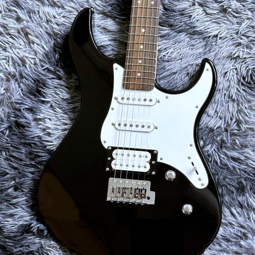 YAMAHA PACIFICA112V BL (Black) 【大人気エントリーモデル!】