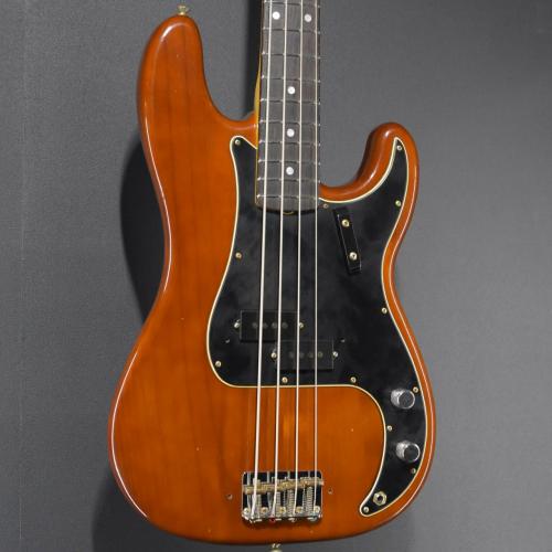 Fender Custom Shop 1966 Precision Bass Journeyman Relic -Walnut-【4.01kg】【Custom Order】