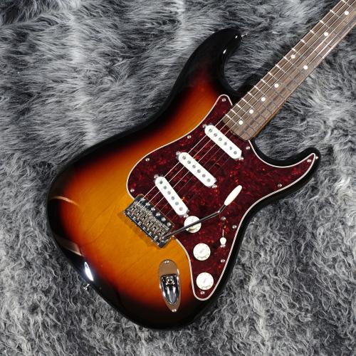 Fender FSR Made in Japan Traditional II 60s Stratocaster 3-Color Sunburst