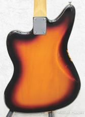 Fender Made in Japan Traditional 2025 Collection 60s Jaguar -Competition 3-Color Sunburst / Aged Natural-_2