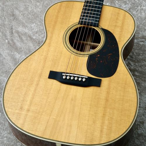 Martin 000-28EC 【濃く落ち着きのある紫檀】【2024年製】