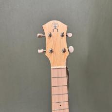 aNueNue UC10_3