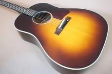 Gibson Custom Shop J-45 "The 59"  / 1st Version・thin Lacquer Finish・Solid AA Sitka Spruce Top・Solid Mahogany Side and Back・Large Pick guard・One Ring Rosette・59 Style Adjustable Bridge【With Original Case】2013_4