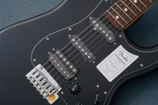 Fender Standard Stratocaster HSS -Black-_3