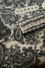 Fender Made in Japan Limited Stratocaster Black Paisley【2025年限定】【3.51kg】【JD25029615】_4
