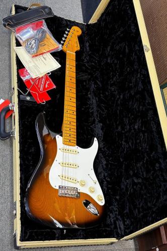 Fender Eric Johnson Stratocaster / 2-Color Sunburst [3.69kg] [2025年製良好コンディション]