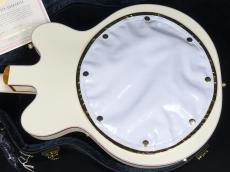 Gretsch Limited Edition G6136TG-62 ‘62 Falcon with Bigsby Vintage White_7