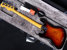 Fender American Professional II Jazz Bass 3-Color Sunburst_6