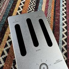 Darkglass Electronics Element Cabsim Headphone Amp_4