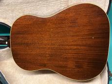 Gibson J-50_3