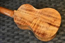 Famous FS-220 Soprano_4