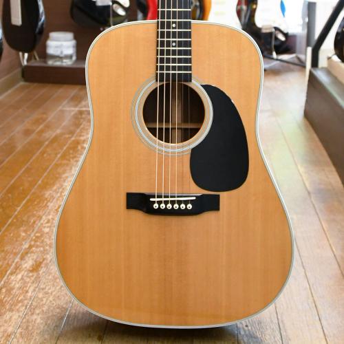 Martin D-28
