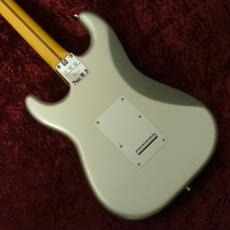 Fender H.E.R. Stratocaster Chrome Glow【2023年製】_4