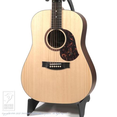 Maton S70