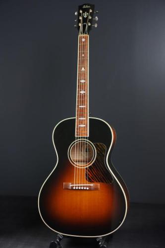 Gibson Nick Lucas Re-issue