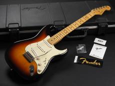 Fender American Standard Stratocaster Maple Fingerboard ~3-Color Sunburst~ 2007年製_2