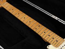 Fender American Standard Stratocaster Maple Fingerboard ~3-Color Sunburst~ 2007年製_8