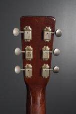 Martin D-18_8