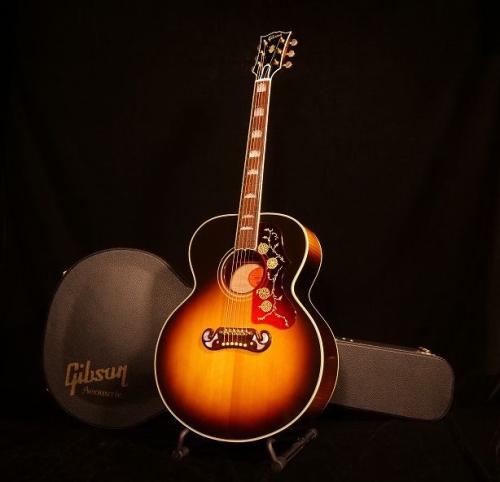 Gibson 1960's J-200 Special【カスタムショップ製 1960年代復刻モデル TOMサドルならではの唯一無二の”クセ”のあるサウンドをお楽しみ頂けます!】解説試奏動画ご覧ください。