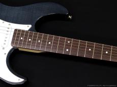 YAMAHA Pacifica 212 VFM [Translucent Black]_5