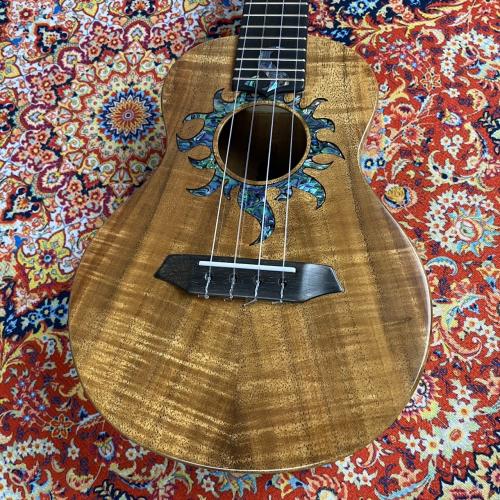 G String C1 SUN【concert-コンサート】【現物画像】【木目に特徴ある1本】