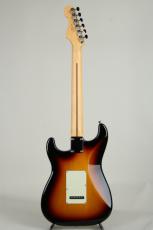Fender Made in Japan Junior Collection Stratocaster 3-Color Sunburst 2025_4