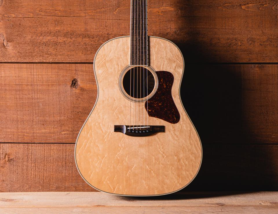 Morris W-25 アンティーク ハードケース付き アコースティックギター