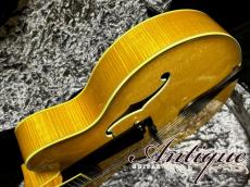 Benedetto Guitars Cremona 17” Archtop 2009 Honey Blonde /Master Grade European Wood /S-6 PU w/Calton HC /Built by Robert "Bob" Benedetto Near-Mint 2.67kg "CREMONA #1”_6