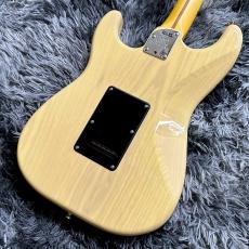 Fender Limited Edition American Professional II Stratocaster Blackguard Blonde / Maple【限定モデル】_7