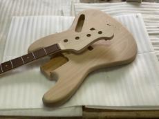 FREEDOM CUSTOM GUITAR RESEARCH 【6月入荷予定】C.S.Retro Series JB 4st -Olympic White- #1948L【マッチングヘッド】_2