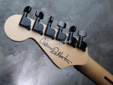 Charvel  USA Warren DeMartini Blood and Skull  + D-Tuner_4
